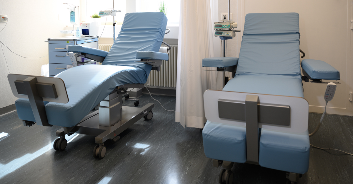 Therapy chair ZeroG for longlasting therapies Novak M