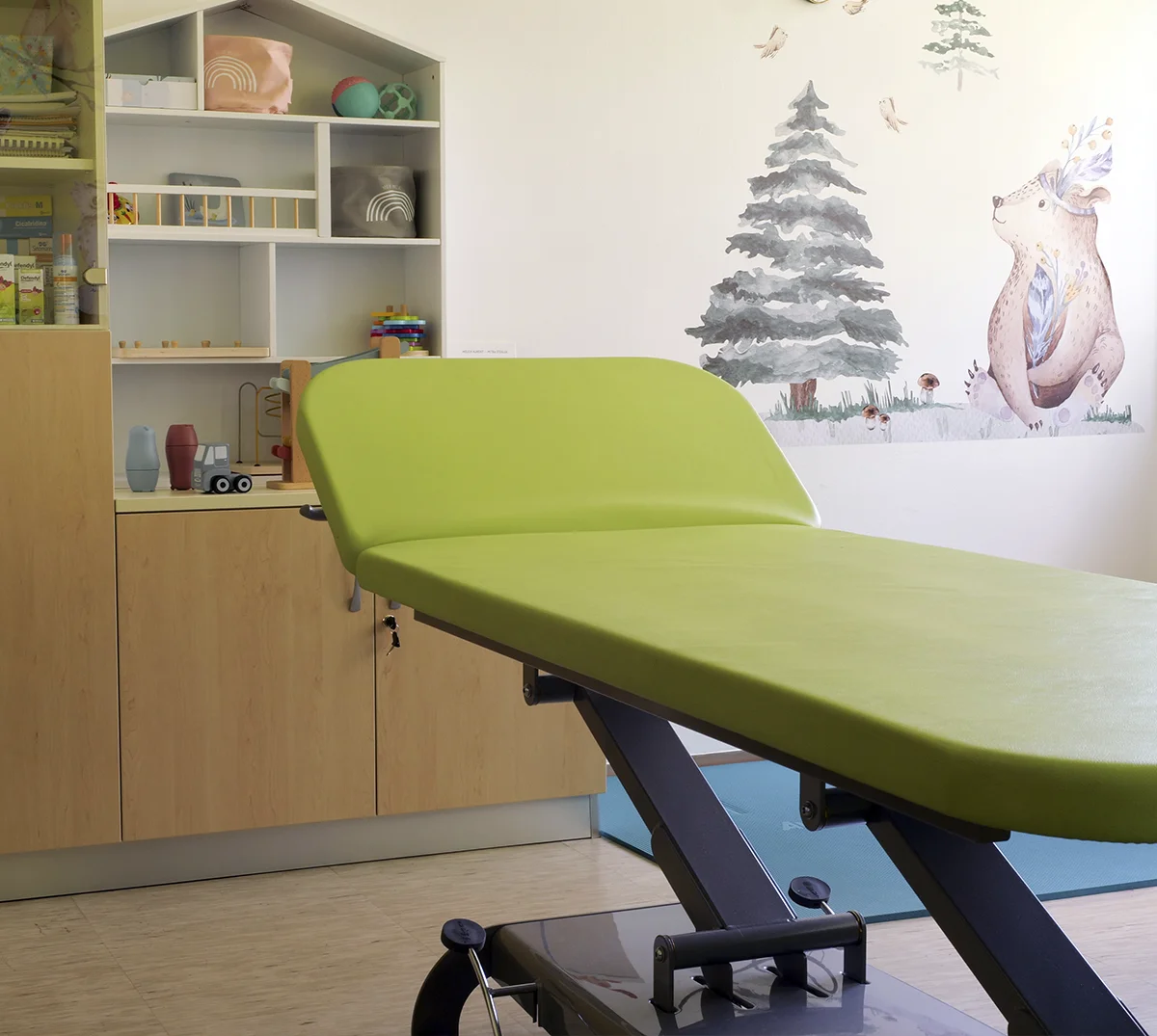 green examination clinic in children medical office